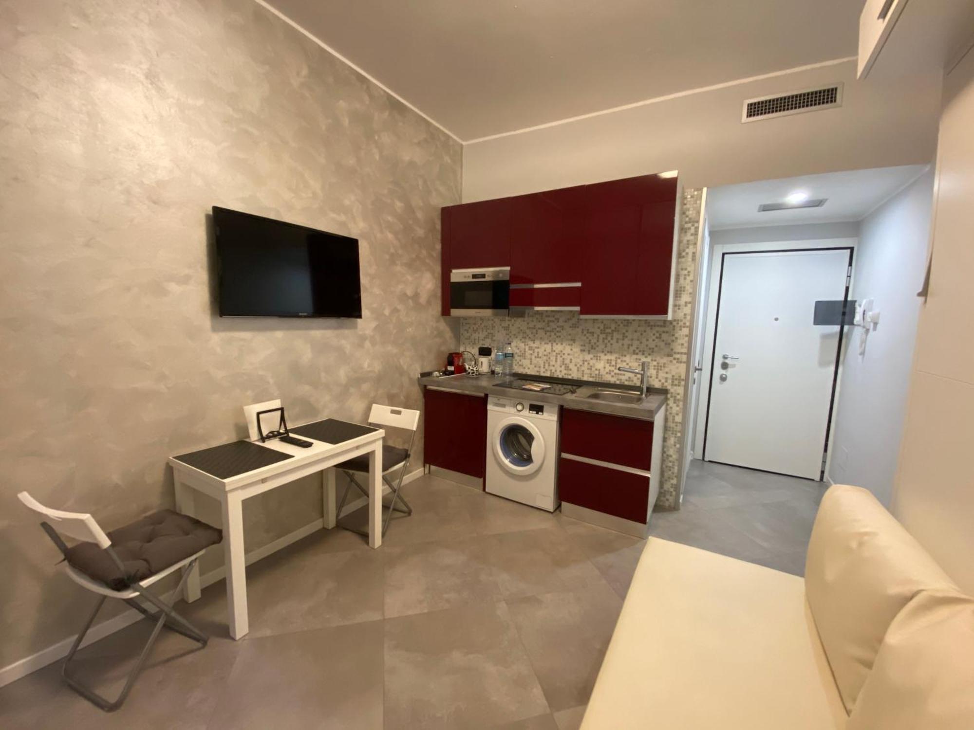 Elegant Appartament Милано Екстериор снимка